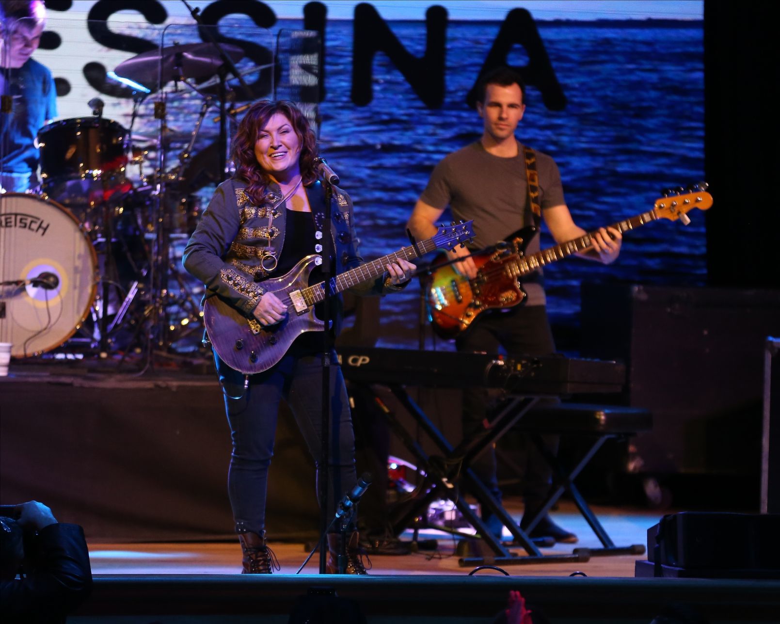 Jo Dee Messina